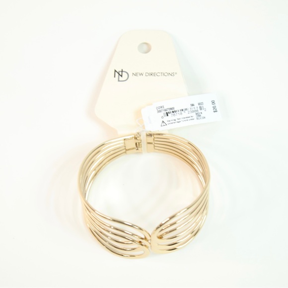 New Directions Gold Clip On Bracelet - NEW - Picture 1 of 7